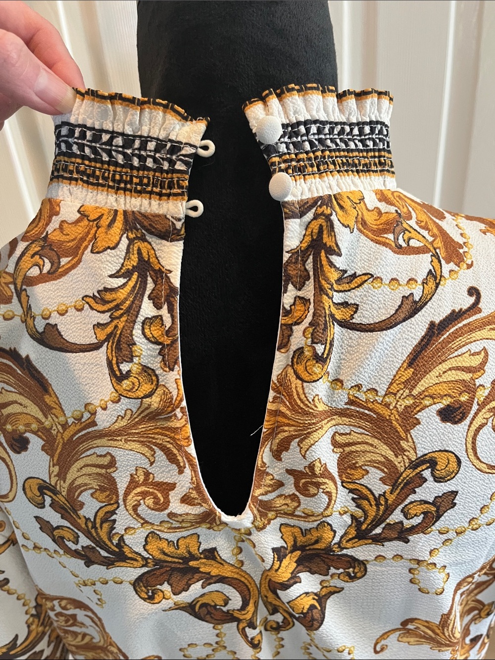 Ornate Baroque Print Short Sleeve Top - White & Gold - Picture 3 of 3